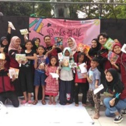 PBI UMBY, Adakan Books Talk Program Literasi untuk Masyarakat