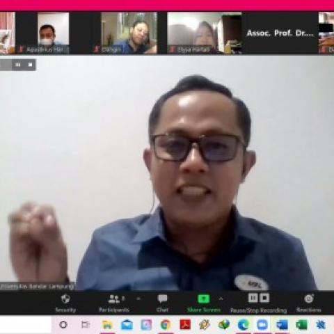 Prodi PBI UMBY Undang Trainer Nasional Pengembangan Kurikulum PT